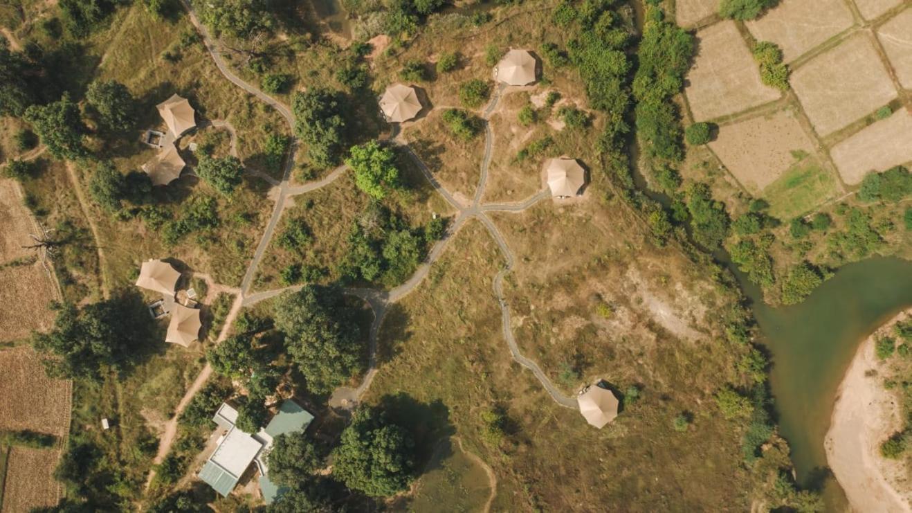 Hotel Trees N Tigers, Tadoba Kolāra Exterior foto